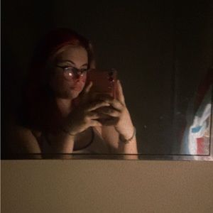 Meet your Posher, Delaney